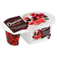 Йогурт Даниссимо Фантазия клубника и молочный шоколад с хрустящими шариками в глазури 6.9%, 105г