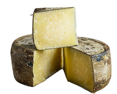 Сыр сверхтвёрдый Лефкадийский резерв из овечьего молока круг 50%