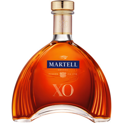 Коньяк Martell XO 40% в подарочной упаковке, 700мл