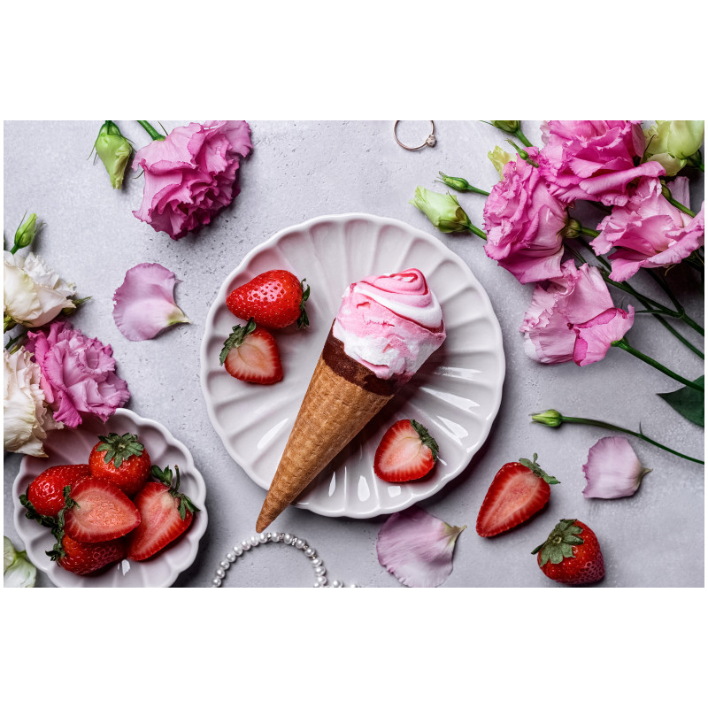 Мороженое сливочное Sunreme клубника со сливками рожок в глазури 8%, 73г — фото 3