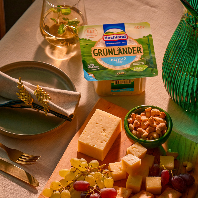 Сыр полутвердый Grunlander от Hochland Грюнландер легкий 35%, 400г — фото 3