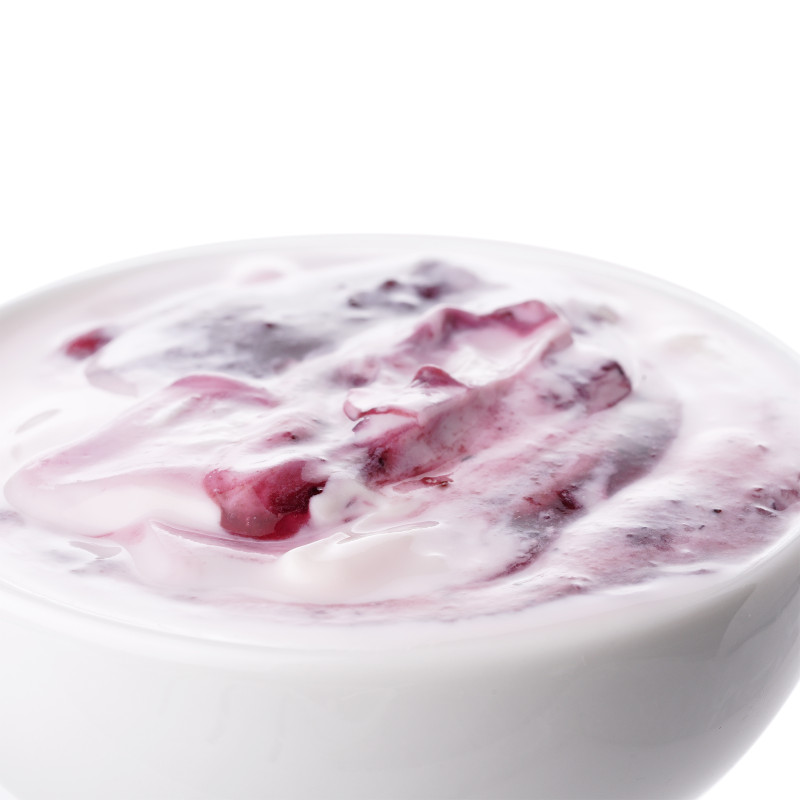 Йогурт с лесными ягодами и гранолой с изюмом 2.7-3.5% Зелёная Линия, 190г — фото 4