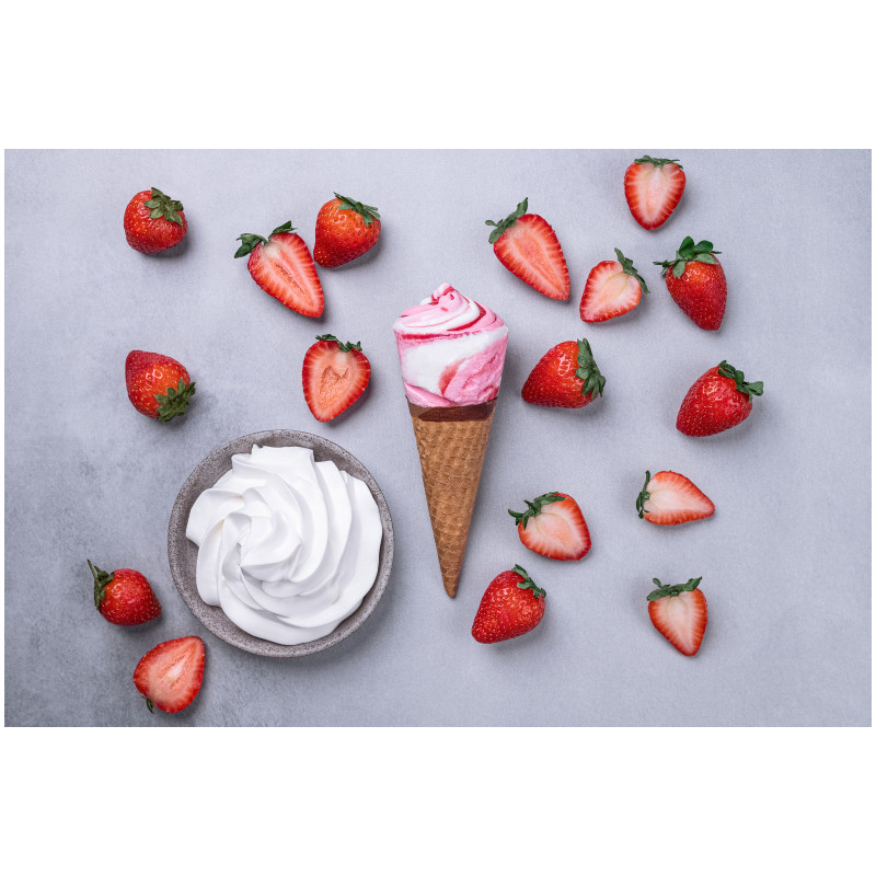 Мороженое сливочное Sunreme клубника со сливками рожок в глазури 8%, 73г — фото 2