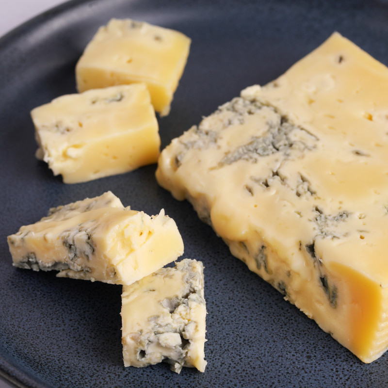 Сыр Альдини Горгонзола Пиканте с голубой плесенью 49%, 150г — фото 2