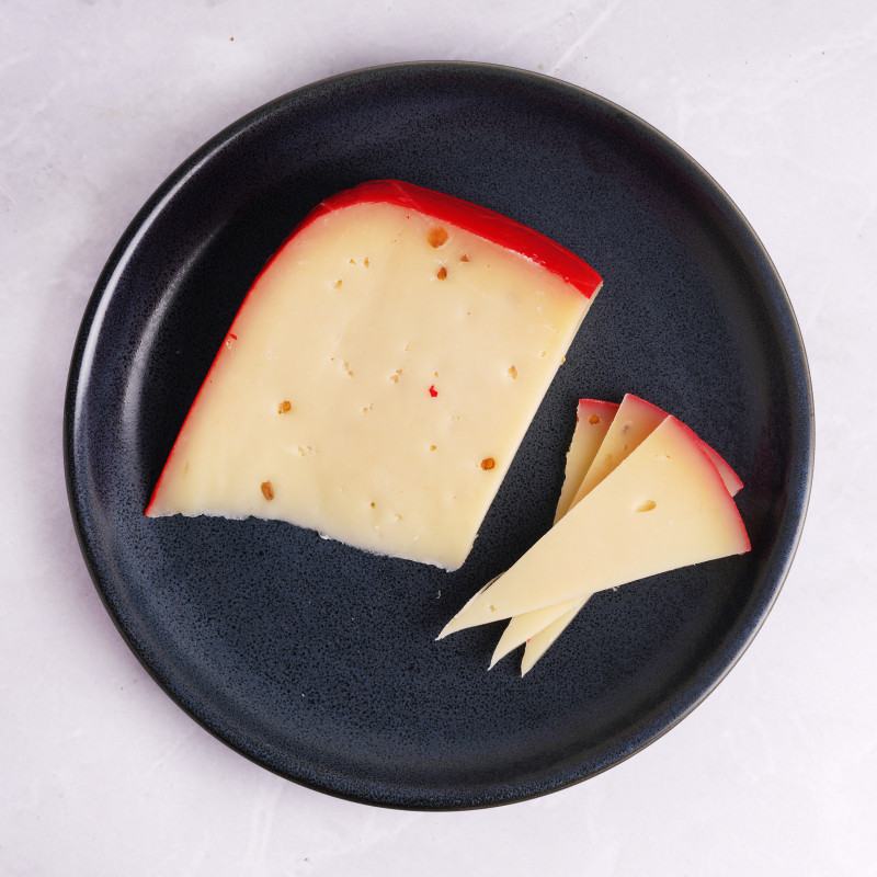 Сыр Амстеллер с добавкой пажитник полутвердый 50% — фото 1