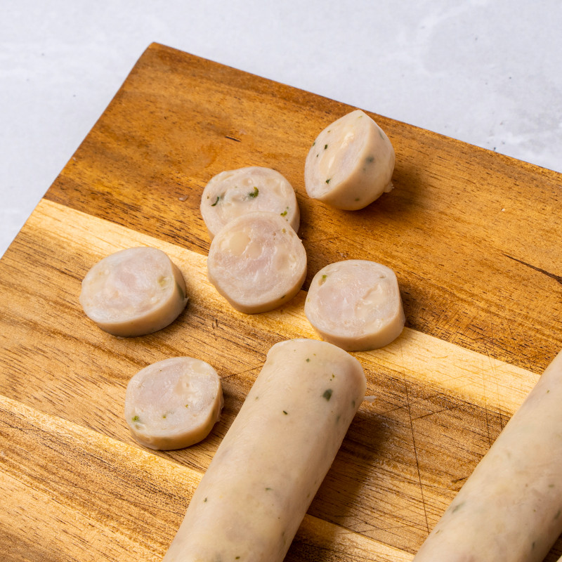 Колбаски из свинины и курицы с сыром и кинзой Зелёная Линия, 180г — фото 3