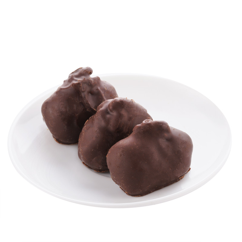 Слива с грецким орехом в шоколадной глазури Маркет Collection, 180г — фото 1