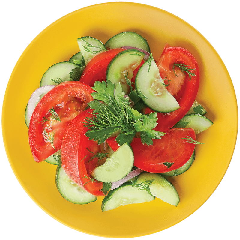 Овощной салат со сметаной и зеленью
