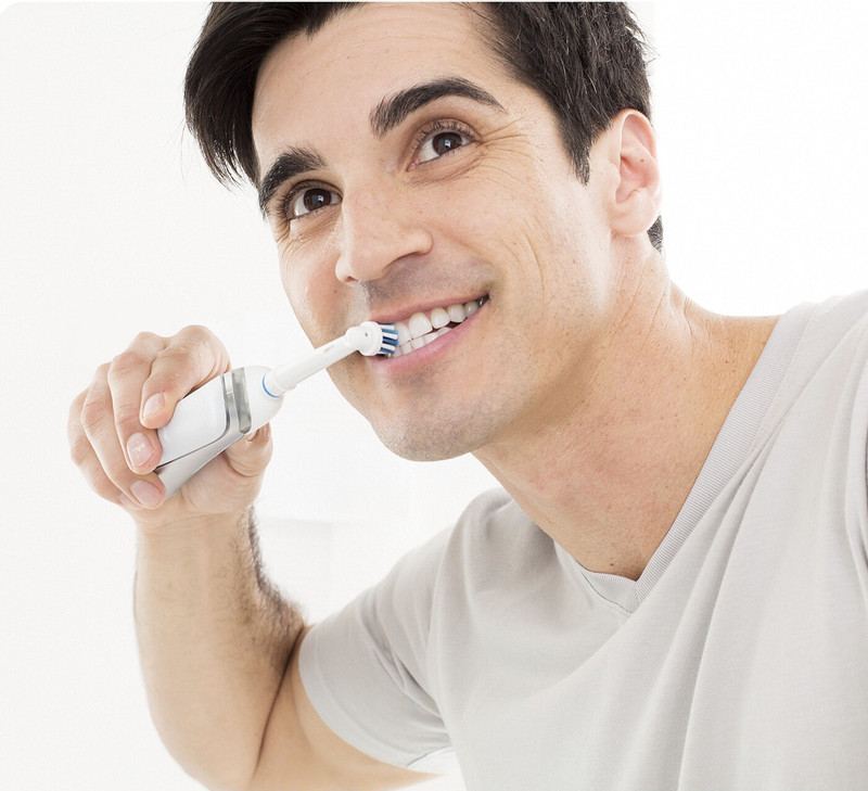 Сменные насадки для электрических зубных щеток Oral-B Precision Clean для эффективной чистки, 3шт — фото 3