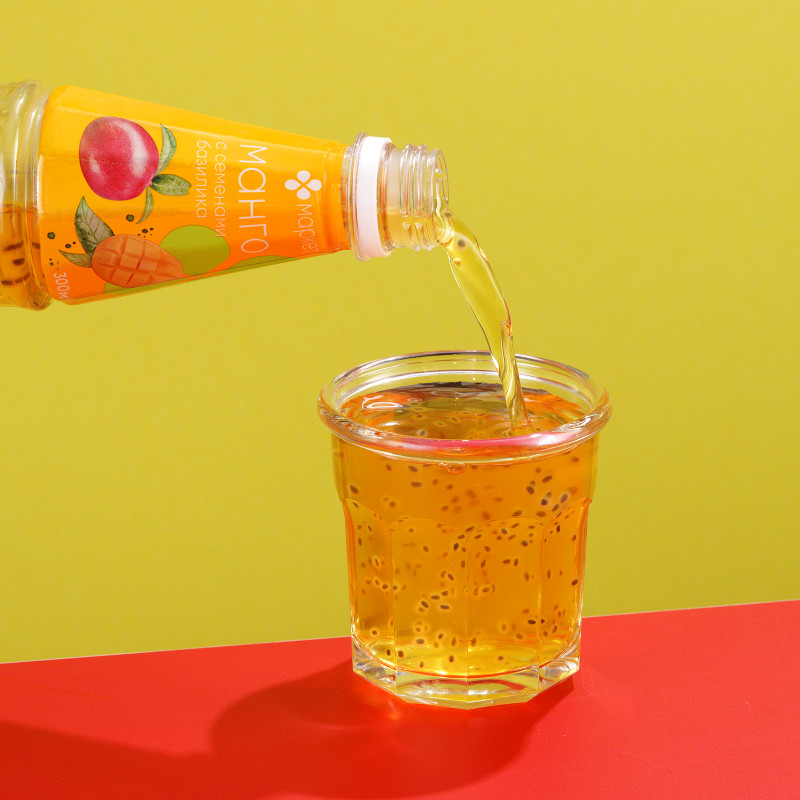 Напиток со вкусом Манго и семенами базилика безалкогольный негазированный Маркет, 300мл — фото 2