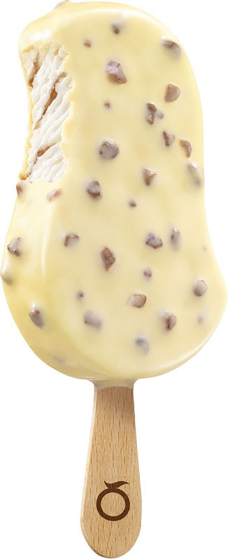 Эскимо Movenpick пломбир с кленовым сиропом-грецким орехом в белом шоколаде 25%, 69г — фото 1