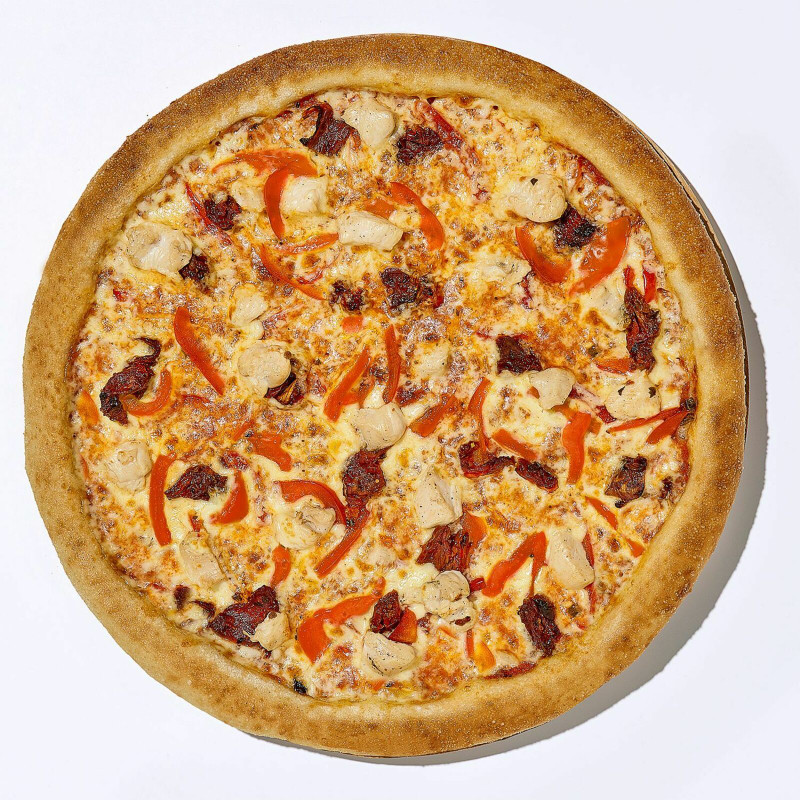 Пицца с курицей и вялеными томатами «Много лосося», 310г — фото 1