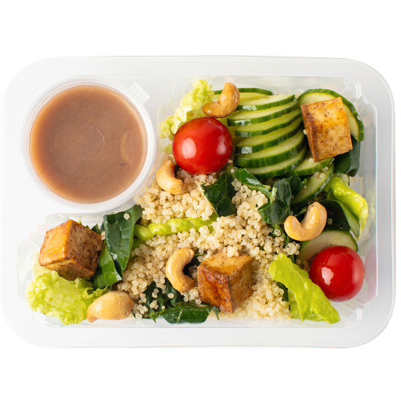 Салат с киноа и тофу в имбирном соусе Зелёная Линия, 165г — фото 1