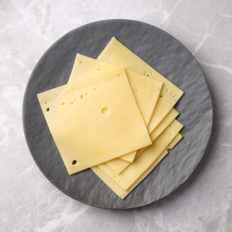 Сыр голландский нарезка 45% Зелёная Линия, 150г — фото 1
