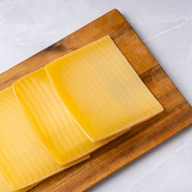 Сыр твёрдый грюнбергер 50% Зелёная Линия, 180г — фото 3